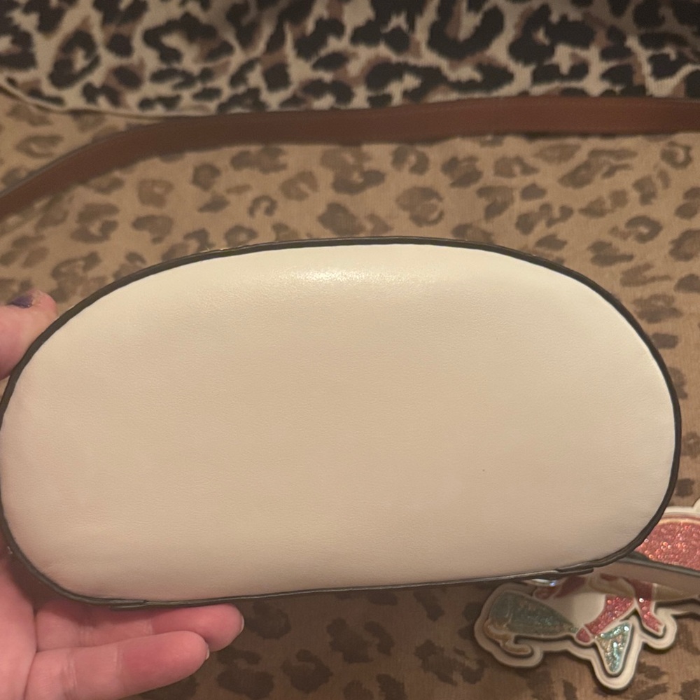 🐷 Coach Cream Party Pig Trail Bag Zip Wallet  and Credit Card Holder Keychain - Picture 10 of 17